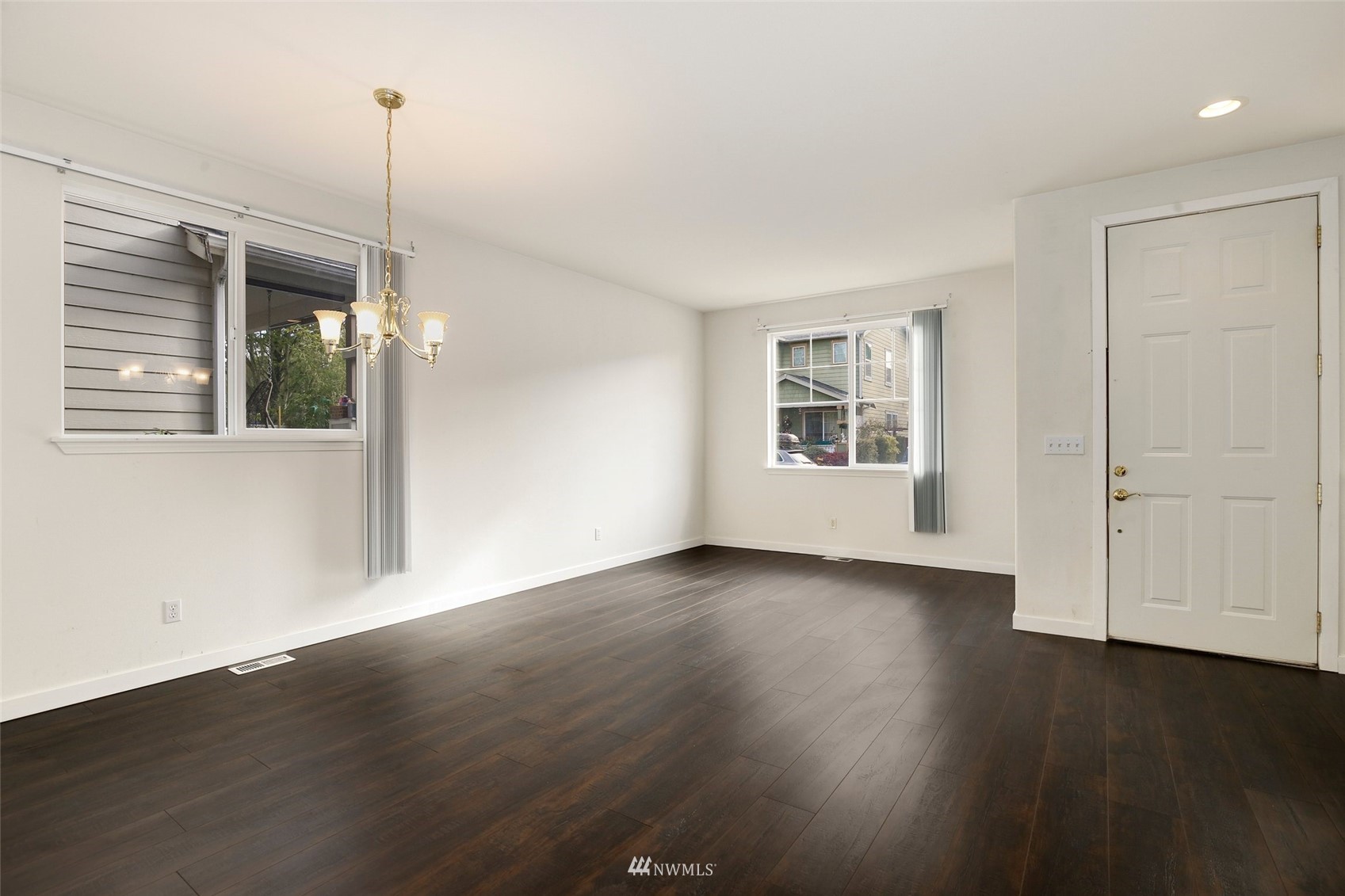 17853 110th Place Southeast Renton, WA 98055 - Photo 4 of 30 Gallery Image 4