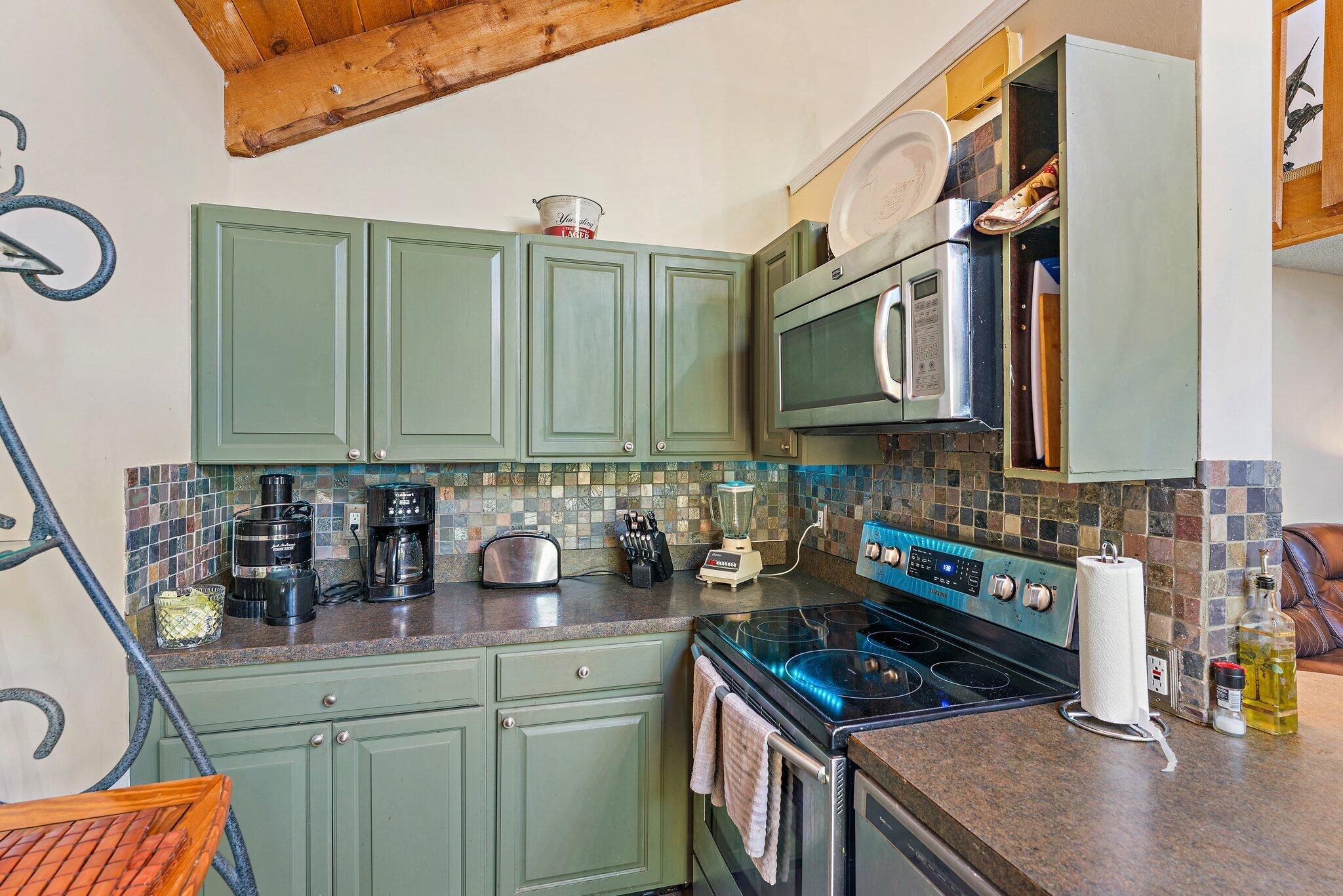 1605 Highway 1, Unit SL5F Jupiter, FL 33477 - Photo 18 of 35 015-1605US1NSL5F-Jupiter-FL-SMALL