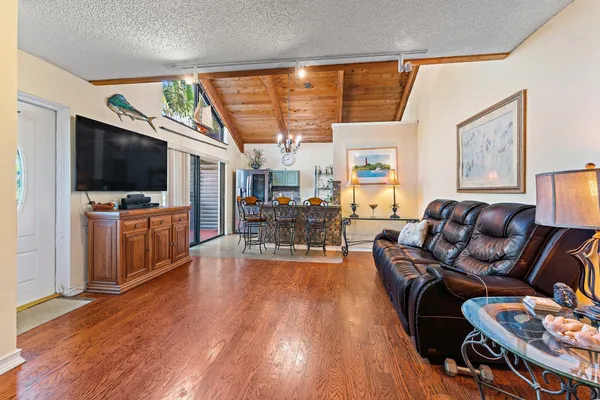 $6,500 | 1605 Highway 1, Unit SL5F, Jupiter, FL 33477