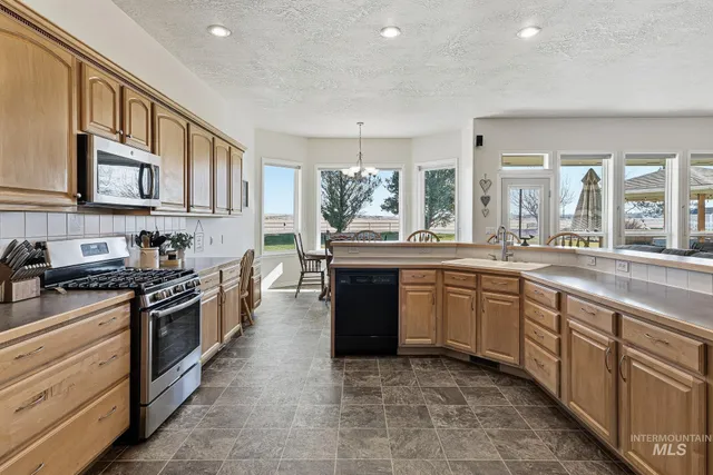 $1,150,000 | 3078 North Brumby Lane, Kuna, ID 83634