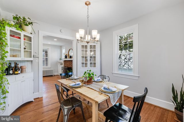 $980,000 | 32 East Walnut Street, Alexandria, VA 22301