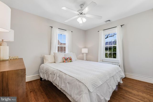 $980,000 | 32 East Walnut Street, Alexandria, VA 22301