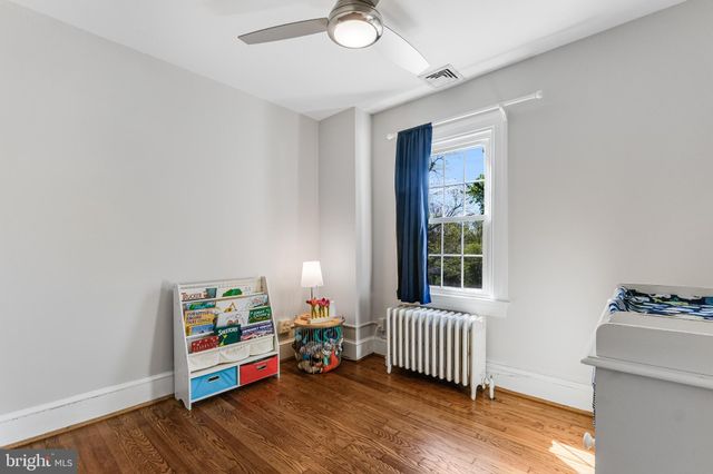 $980,000 | 32 East Walnut Street, Alexandria, VA 22301