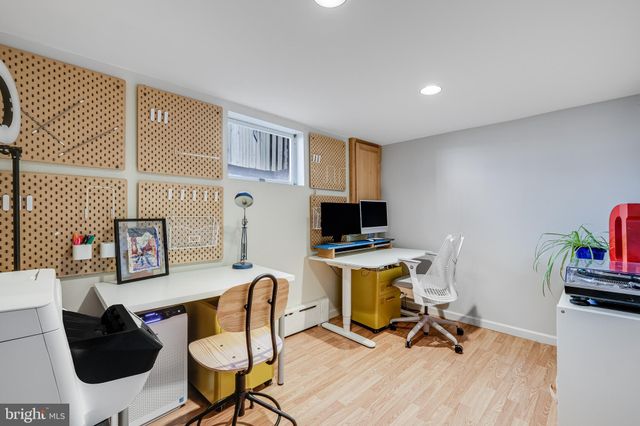 $980,000 | 32 East Walnut Street, Alexandria, VA 22301