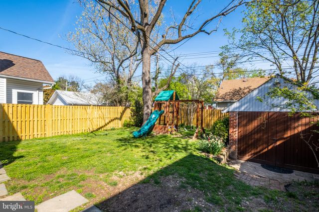 $980,000 | 32 East Walnut Street, Alexandria, VA 22301