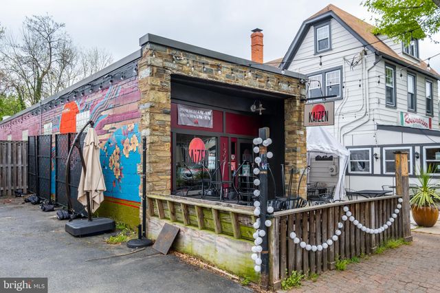 $980,000 | 32 East Walnut Street, Alexandria, VA 22301