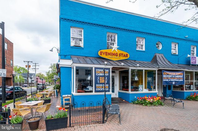 $980,000 | 32 East Walnut Street, Alexandria, VA 22301