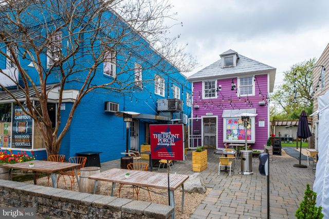 $980,000 | 32 East Walnut Street, Alexandria, VA 22301