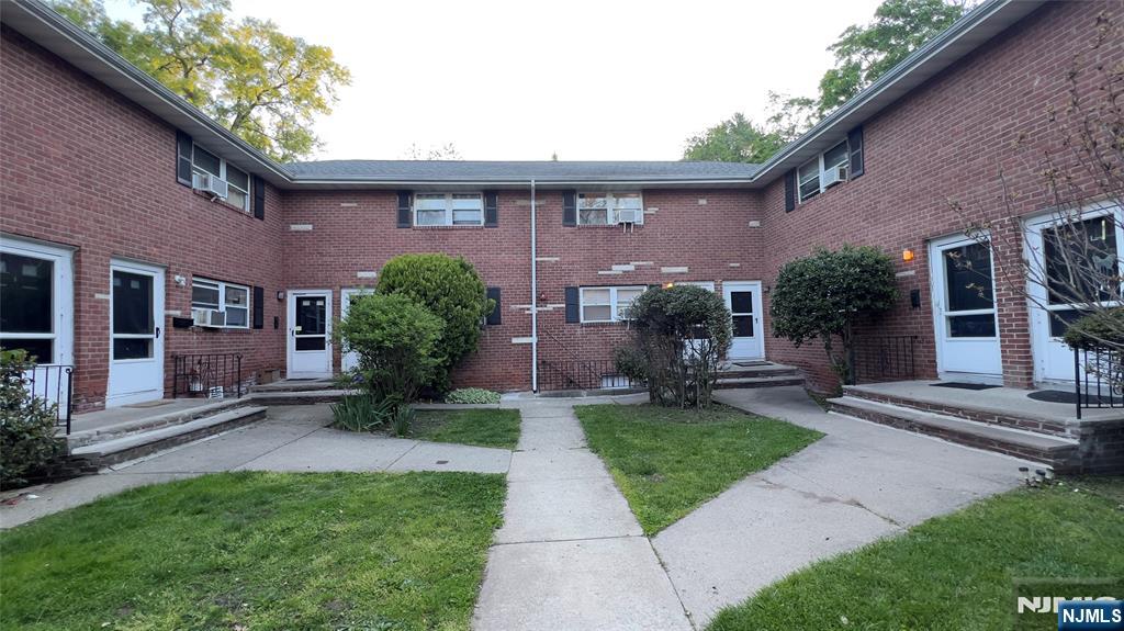 295 Tenafly Road, Unit I Tenafly, NJ 07670 - Photo 1 of 10 Gallery Image 1