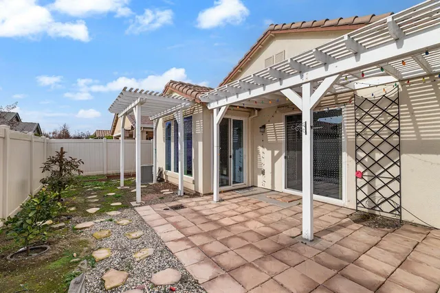 a view of a garden with a lake