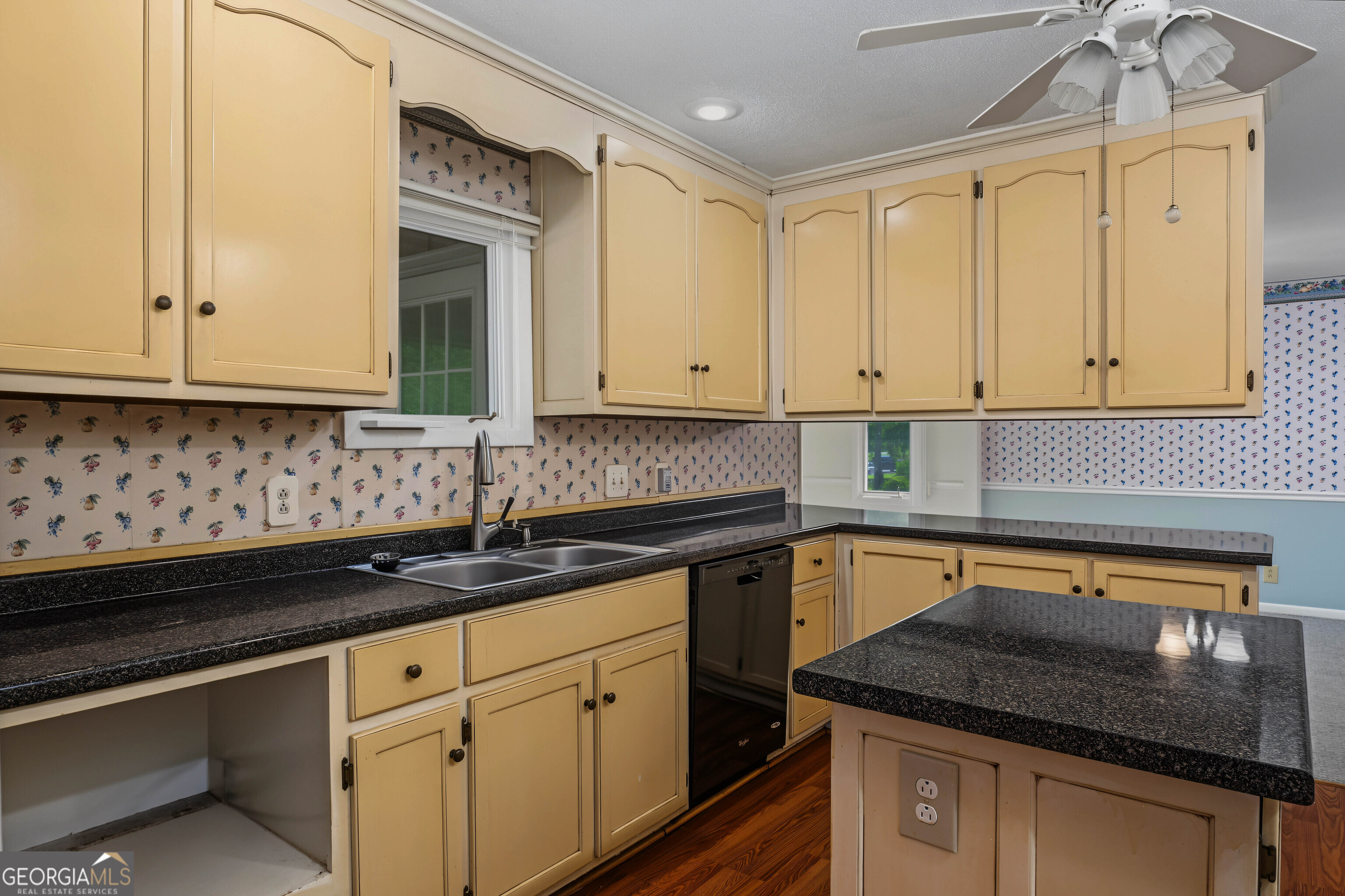 6998 Columbus Road Lizella, GA 31052 - Photo 43 of 76