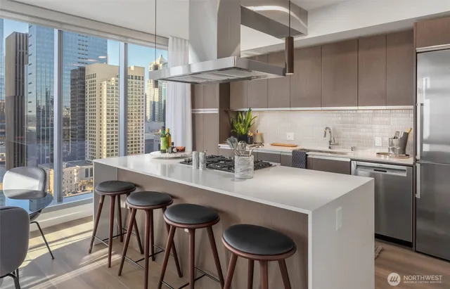 $1,195,000 | 800 Columbia Street, Unit 303, Seattle, WA 98104