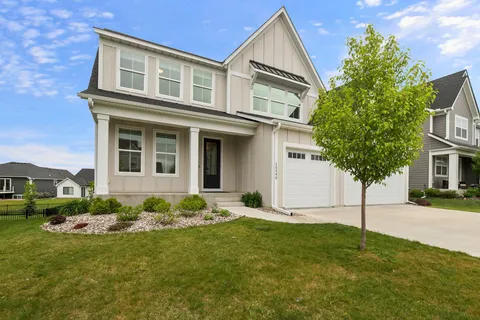 $925,000 | 15540 110th Avenue North, Dayton, MN 55369