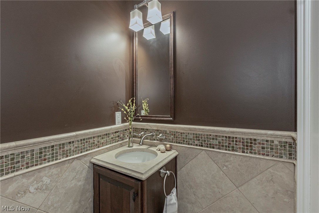20814 Brantley Road Shaker Heights, OH 44122 - Photo 19 of 34 Gallery Image 19