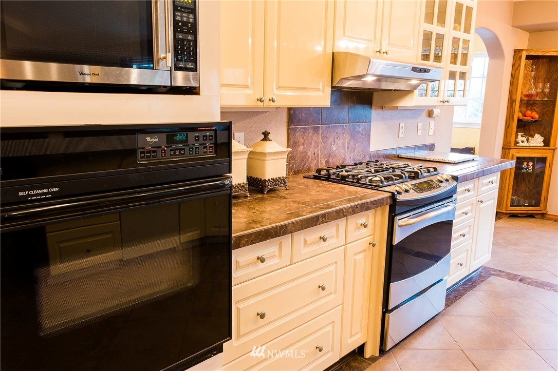 2520 Number 1 Canyon Road Wenatchee, WA 98801 - Photo 4 of 17 Gallery Image 4