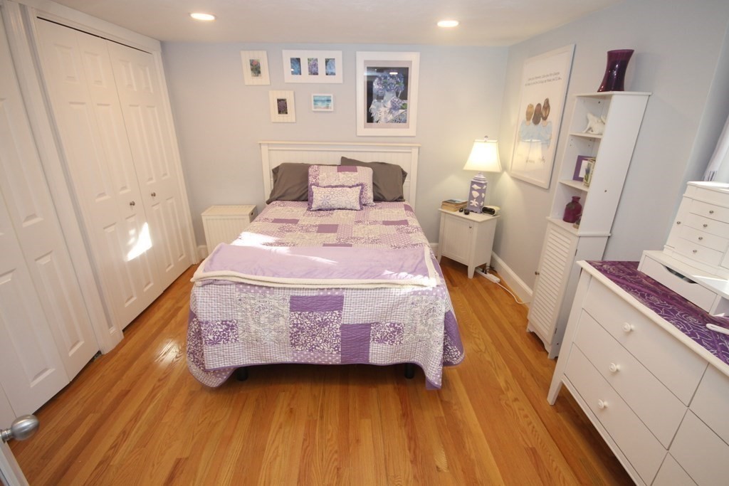 6 Rockview Road, Unit 2 Hull, MA 02045 - Photo 17 of 38