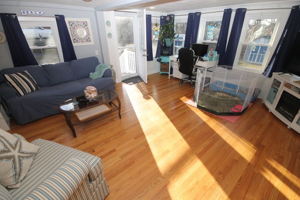 6 Rockview Road, Unit 2 Hull, MA 02045 - Photo 6 of 38