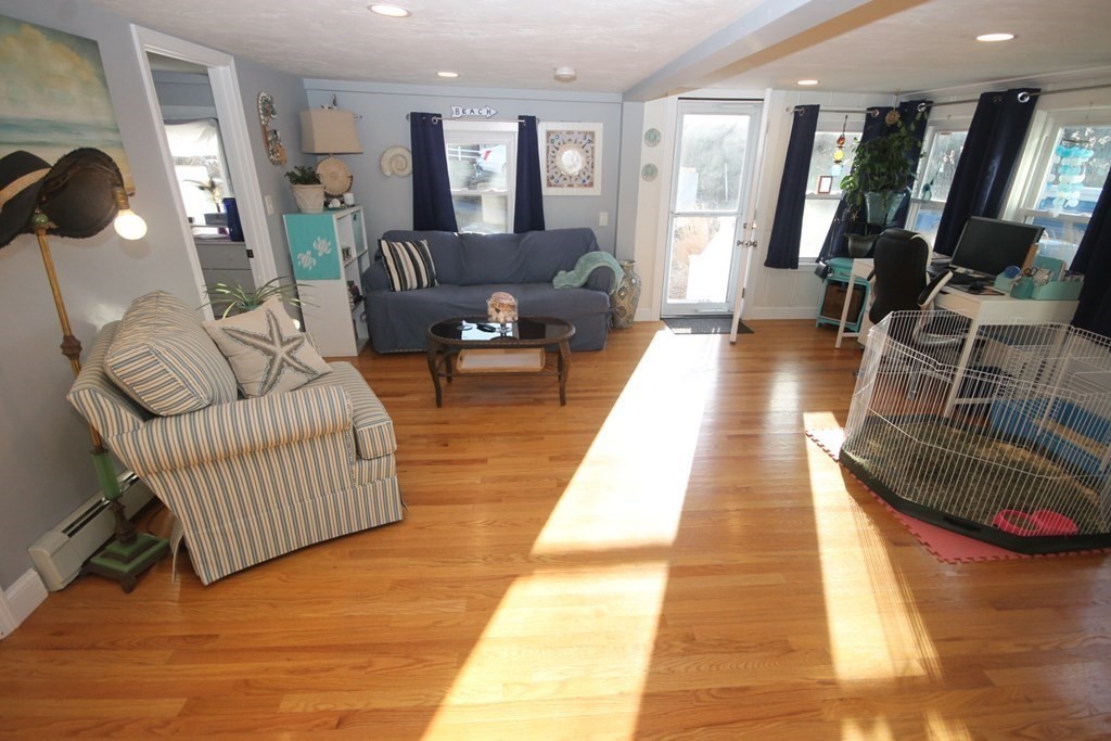 6 Rockview Road, Unit 2 Hull, MA 02045 - Photo 9 of 38