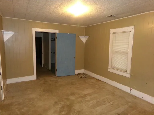 $130,000 | 1402 North Kentucky Street, Iola, KS 66749