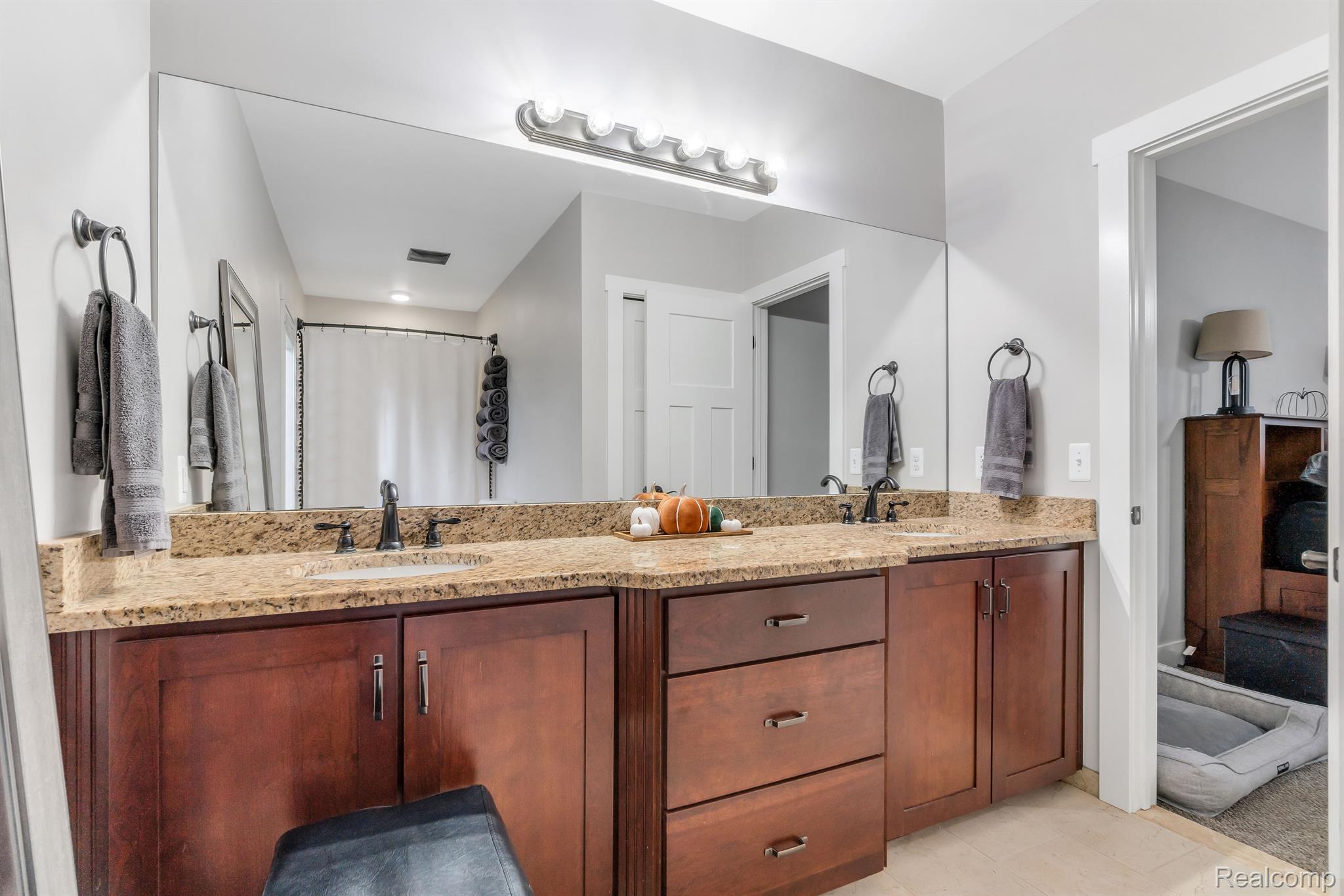 10174 Hegel Road Goodrich, MI 48438 - Photo 19 of 28 Gallery Image 19
