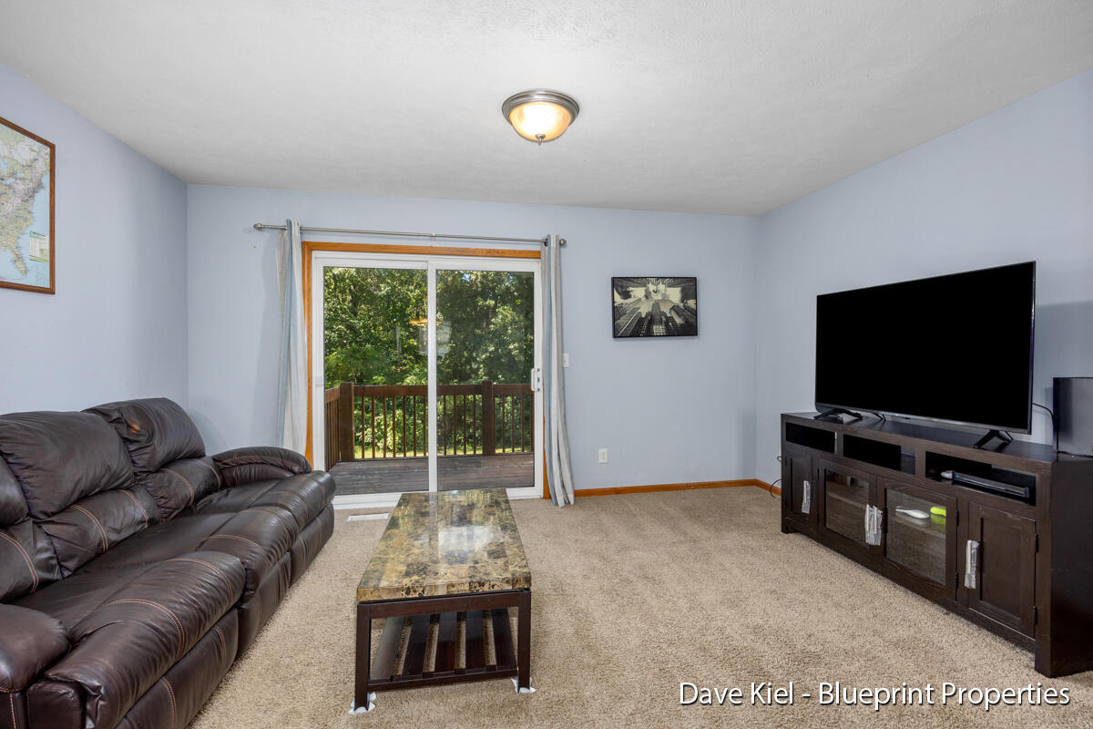 136 Irving Road, Unit 7 Middleville, MI 49333 - Photo 3 of 20 IMG_1002