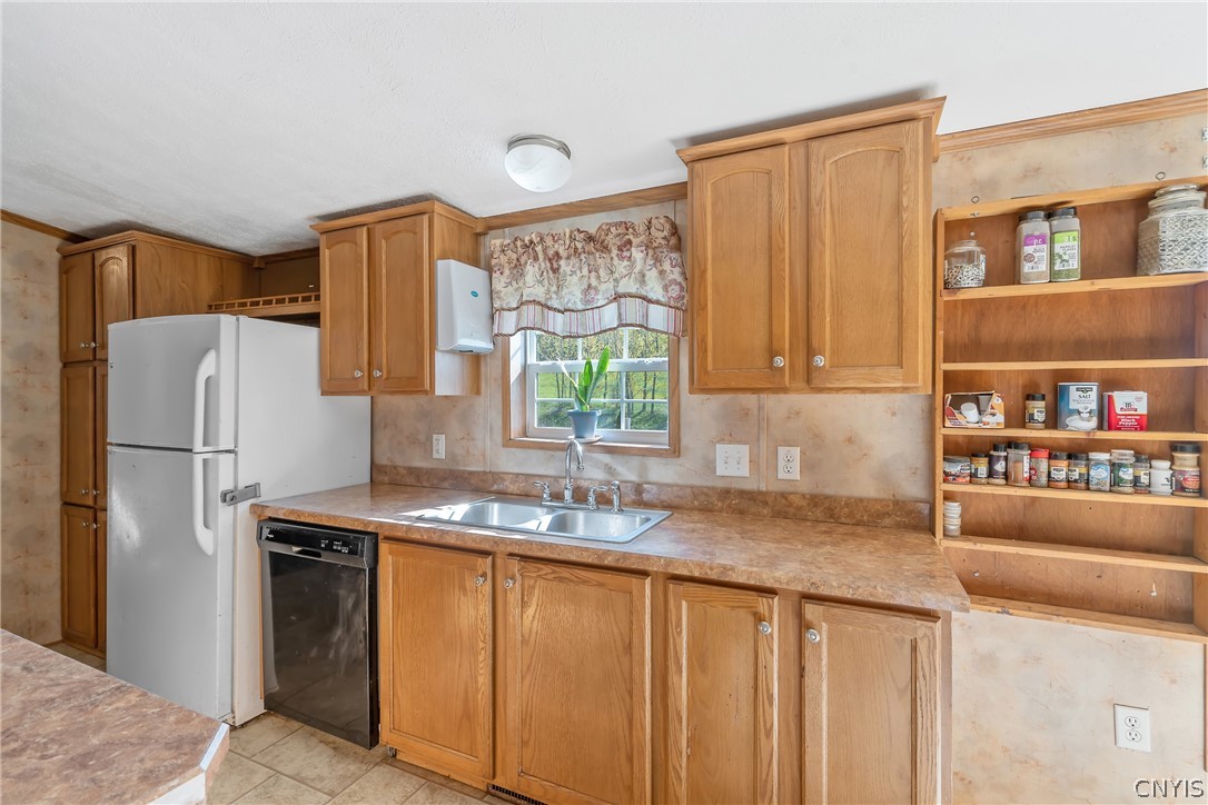 4267 Davis Corners Road Morrisville, NY 13408 - Photo 12 of 50
