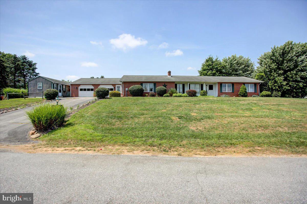 2180 Sollenberger Road Chambersburg, PA 17202 - Photo 3 of 21 Gallery Image 3