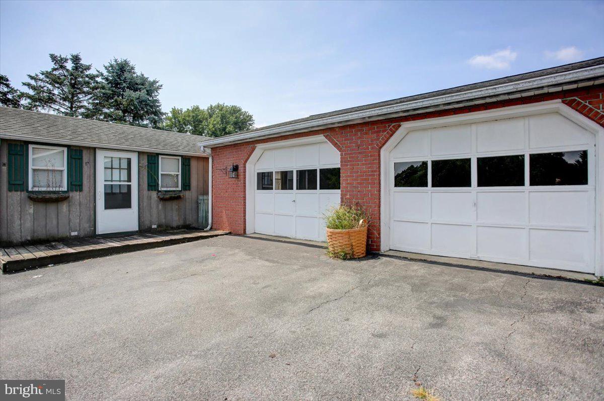 2180 Sollenberger Road Chambersburg, PA 17202 - Photo 7 of 21 Gallery Image 7