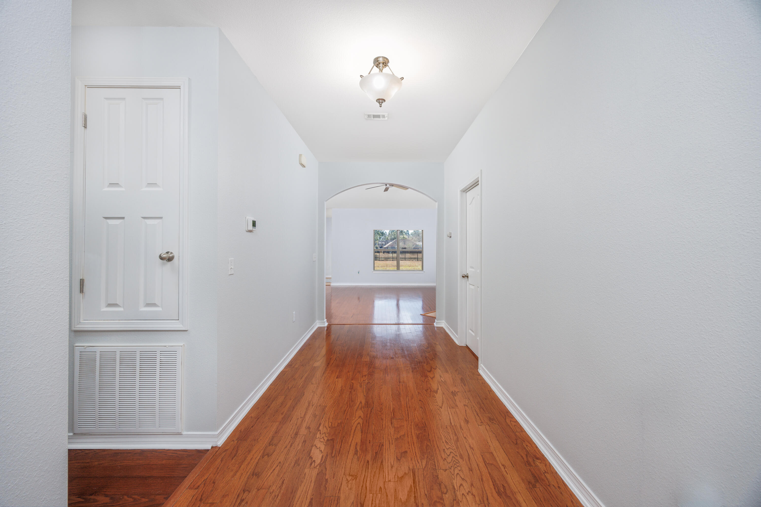 160 Concert Court Freeport, FL 32439 - Photo 3 of 31 160 Concert Court-9