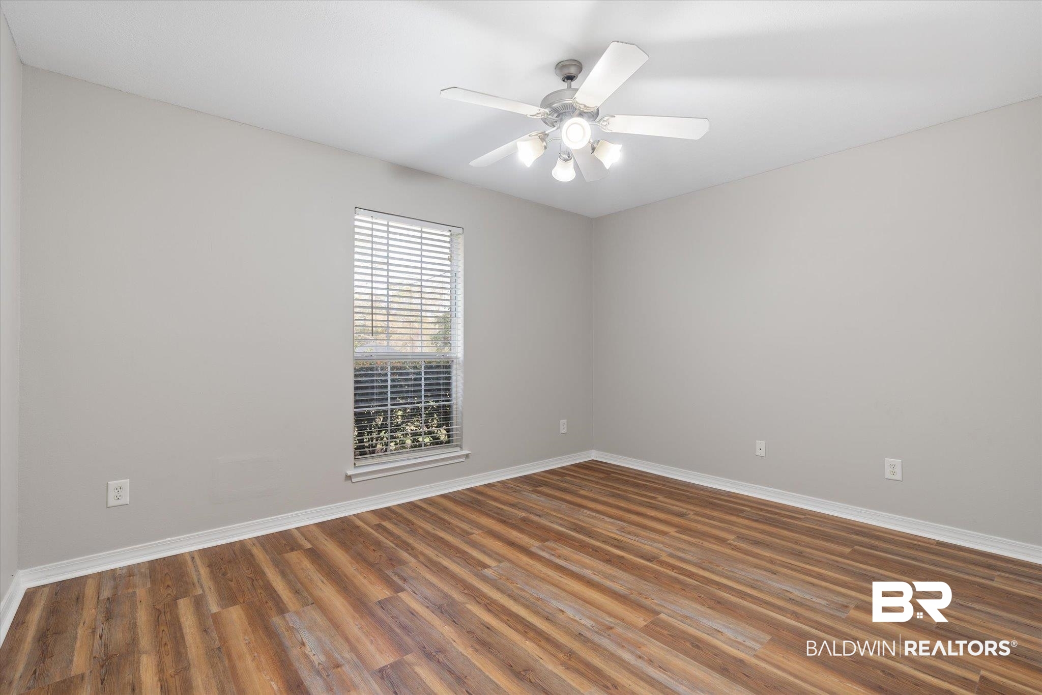 10079 Bellingrath Road Theodore, AL 36582 - Photo 13 of 23