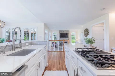 $1,295,000 | 9105 Goshen Valley Drive, Laytonsville, MD 20882