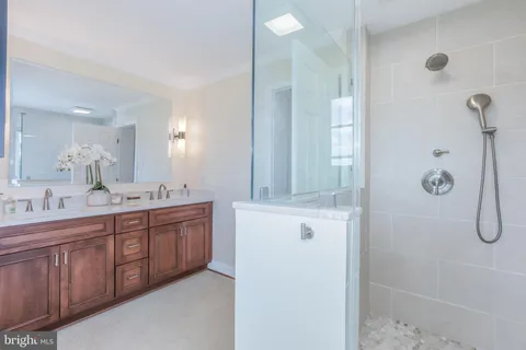 $1,295,000 | 9105 Goshen Valley Drive, Laytonsville, MD 20882