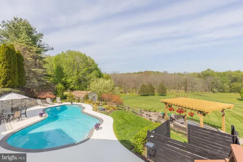 $1,295,000 | 9105 Goshen Valley Drive, Laytonsville, MD 20882