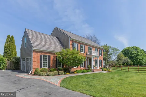 $1,295,000 | 9105 Goshen Valley Drive, Laytonsville, MD 20882