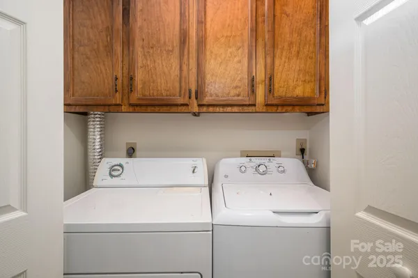 $199,000 | 815 Jamestown Drive, Unit 4, Gastonia, NC 28056