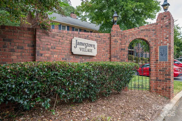 $209,000 | 815 Jamestown Drive, Unit 4, Gastonia, NC 28056