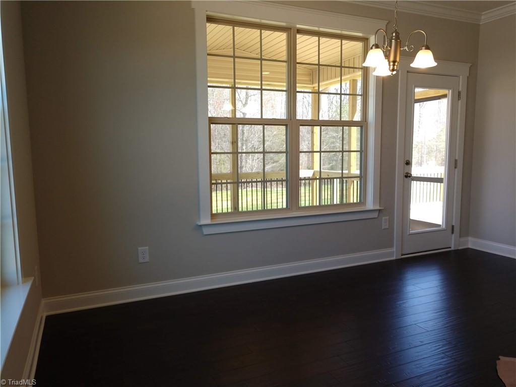 5430 Rambling Road Greensboro, NC 27409 - Photo 16 of 40