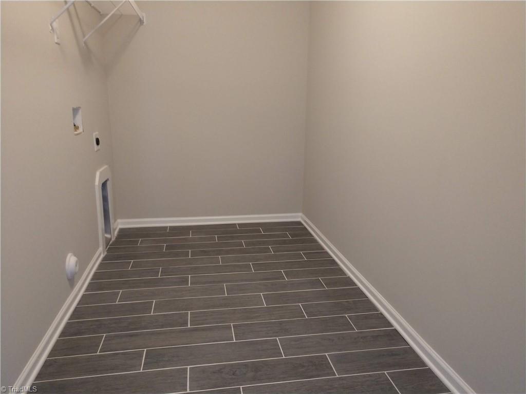 5430 Rambling Road Greensboro, NC 27409 - Photo 22 of 40