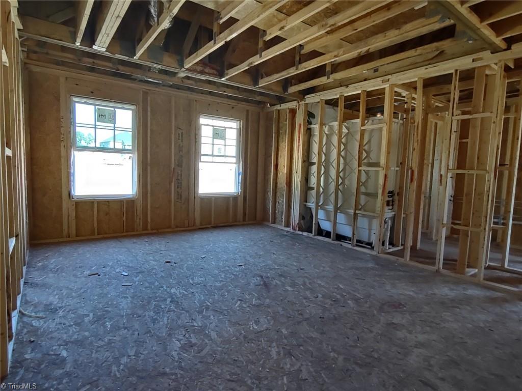5430 Rambling Road Greensboro, NC 27409 - Photo 33 of 40
