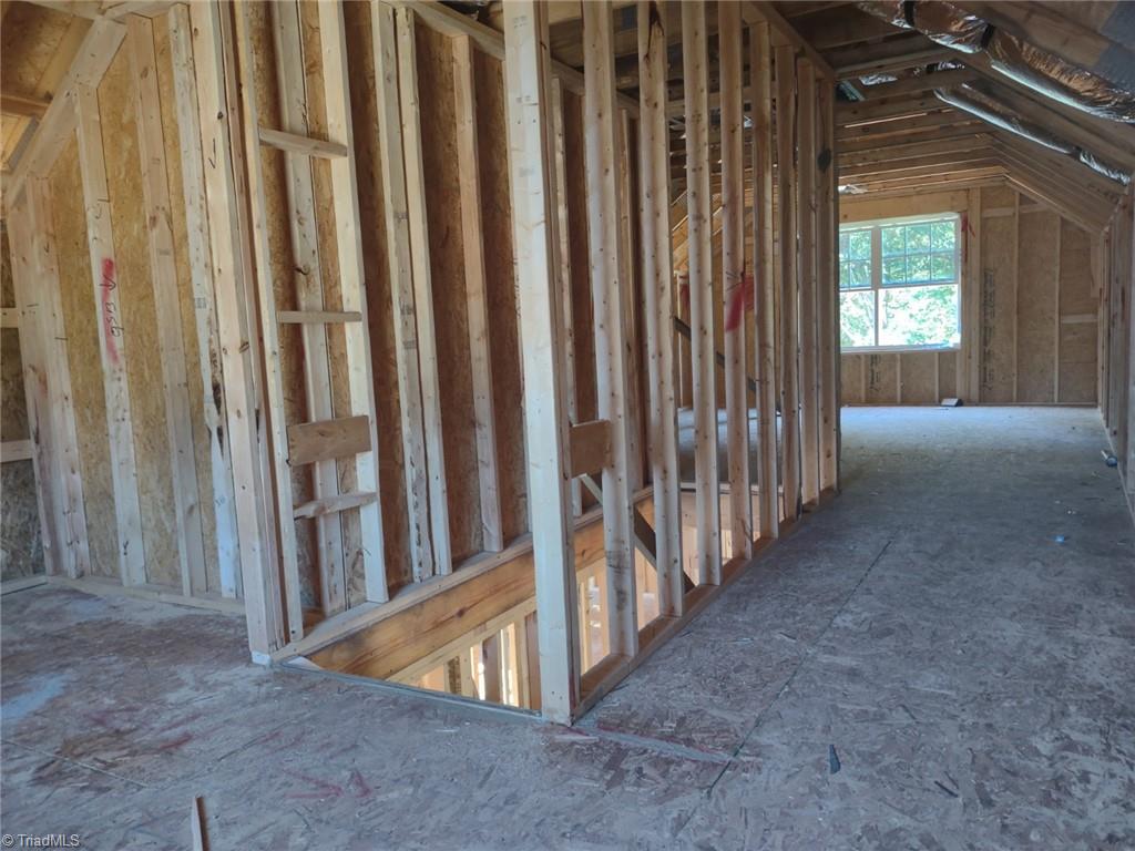 5430 Rambling Road Greensboro, NC 27409 - Photo 35 of 40