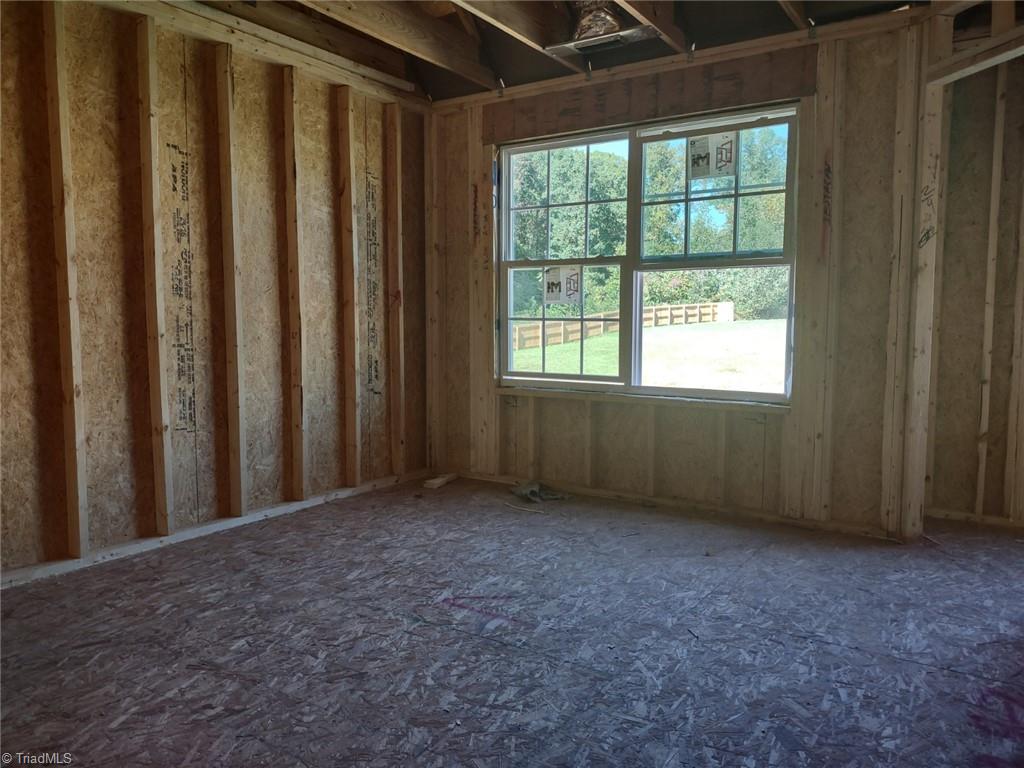 5430 Rambling Road Greensboro, NC 27409 - Photo 37 of 40