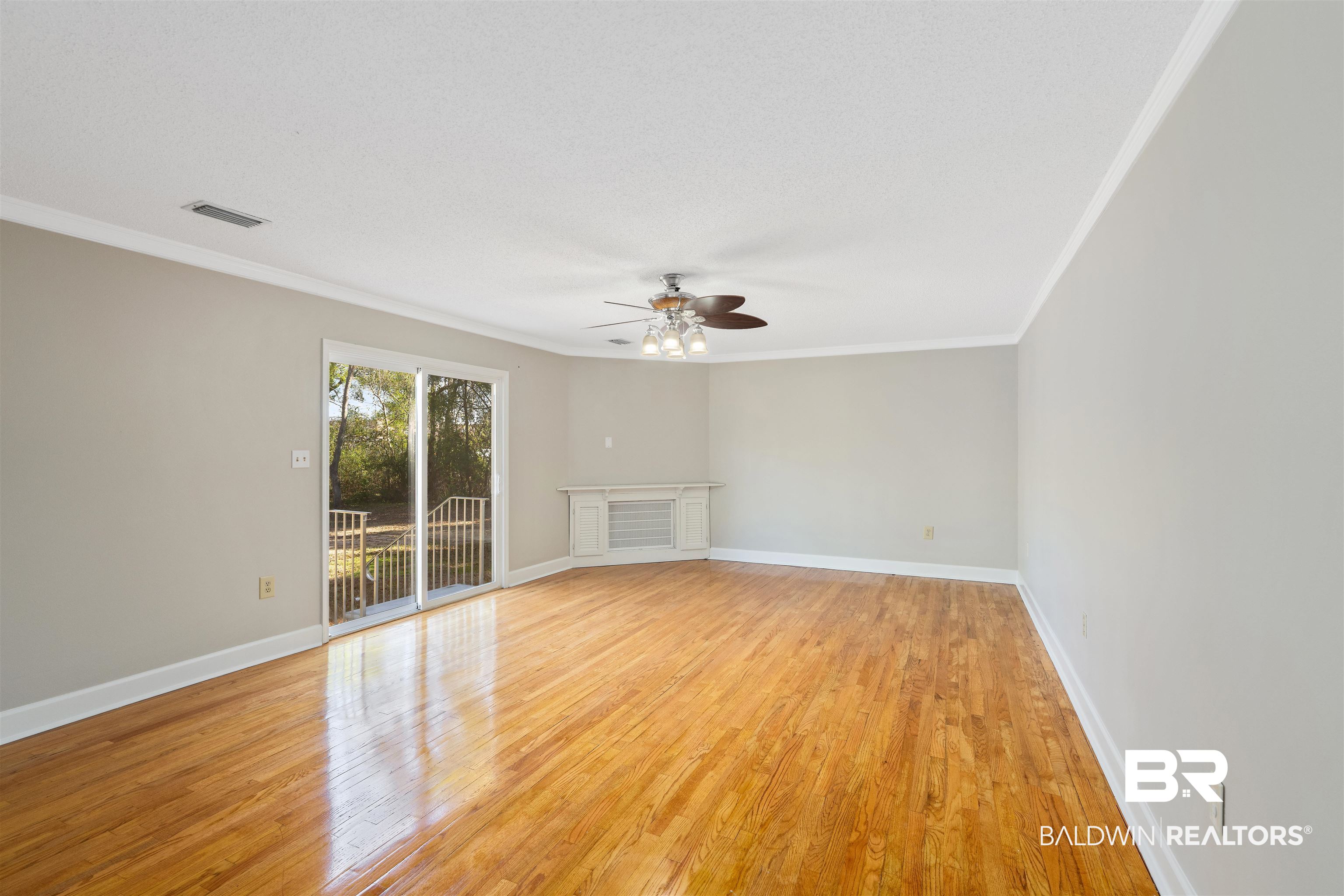 8115 Manley Road Fairhope, AL 36532 - Photo 11 of 32 Lving Room from Kitchen
