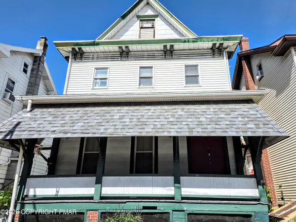 $200,000 | 318 North 1st Street, Lehighton, PA 18235