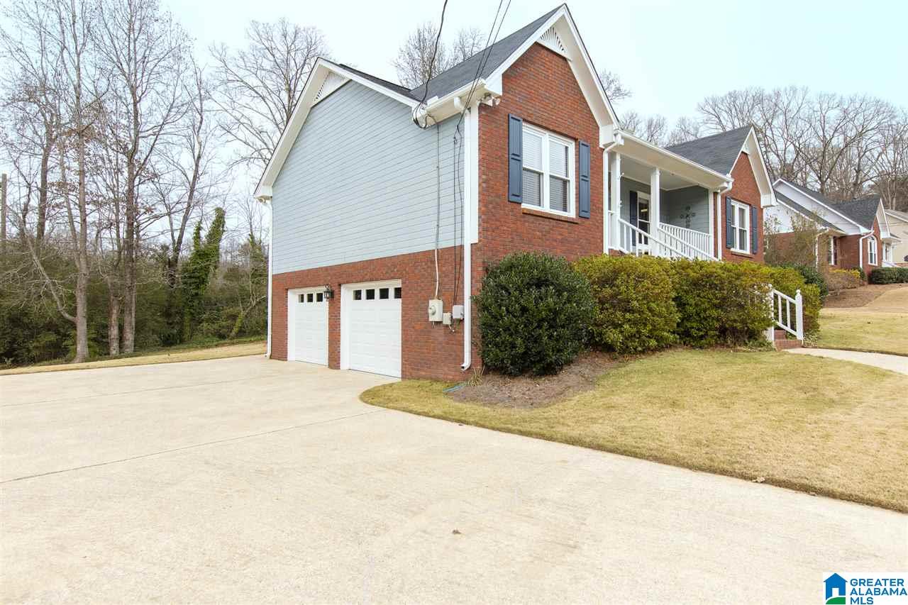 6208 Eagle Ridge Circle Pinson, AL 35126 - Photo 2 of 28