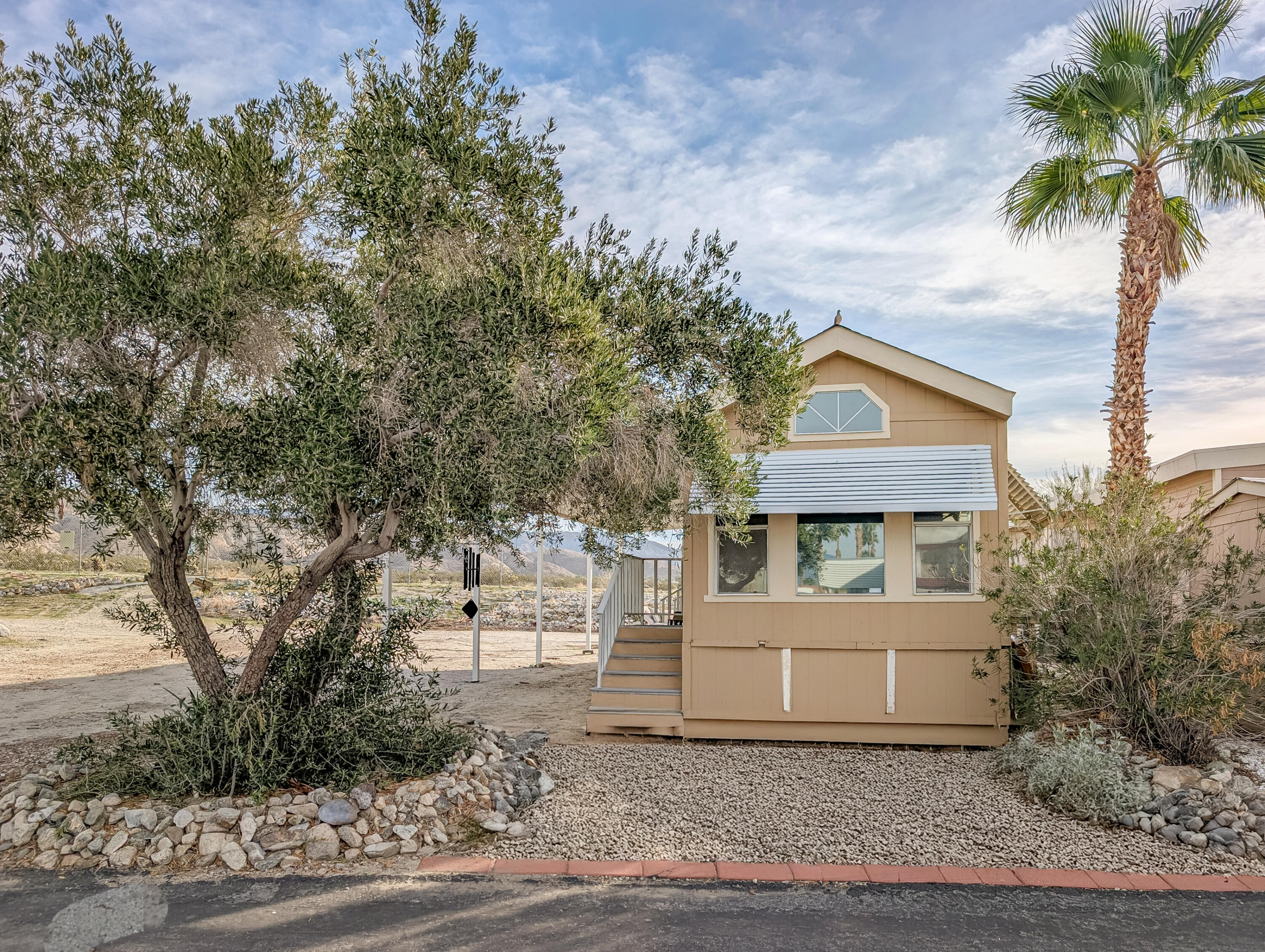 70200 Dillon Road, Unit 25 Desert Hot Springs, CA 92241 - Photo 3 of 23 3