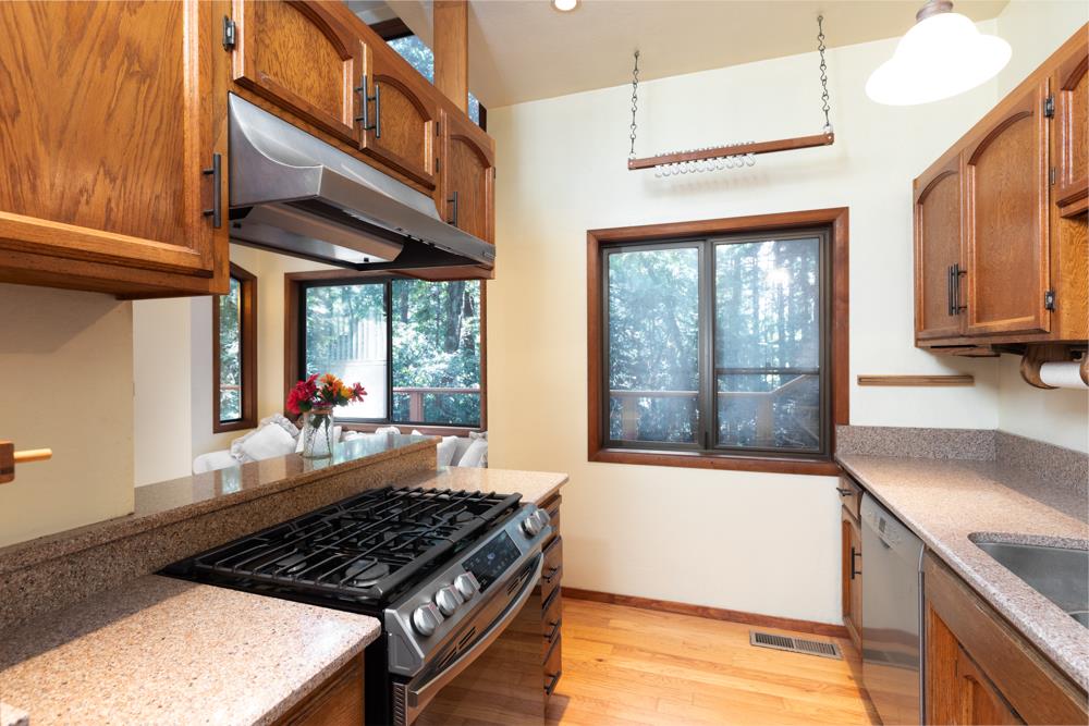 355 Waldeberg Road Ben Lomond, CA 95005 - Photo 14 of 31 Gallery Image 14