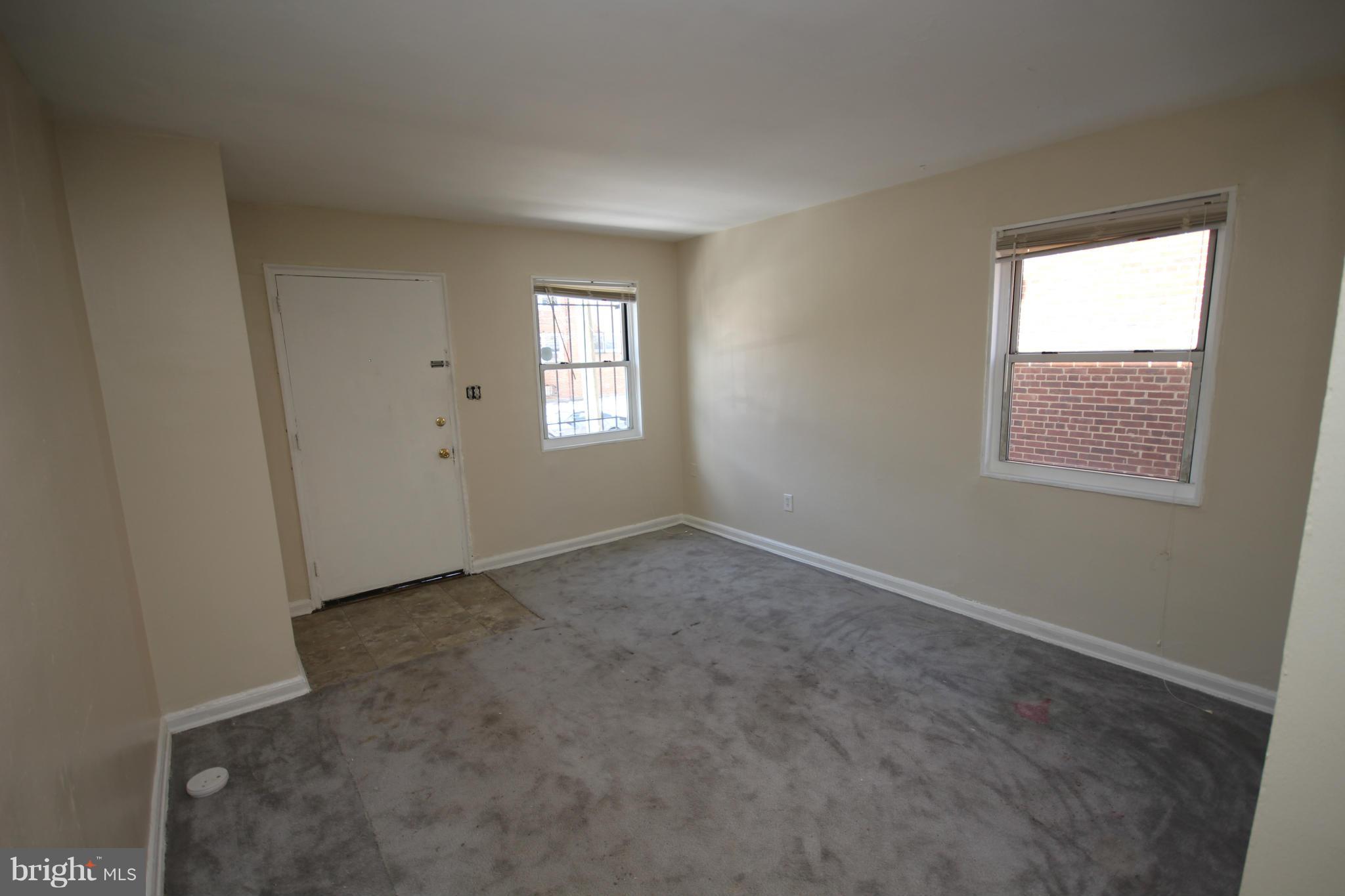 323 54th Street Northeast Washington, DC 20019 - Photo 2 of 16 Interior (General)