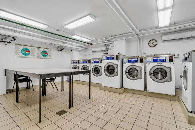 $3,995 | 340 East 93rd Street, Unit 8H | Upper East Side