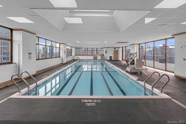 $3,995 | 340 East 93rd Street, Unit 8H | Upper East Side