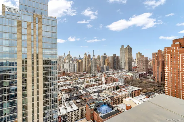 $3,995 | 340 East 93rd Street, Unit 8H | Upper East Side